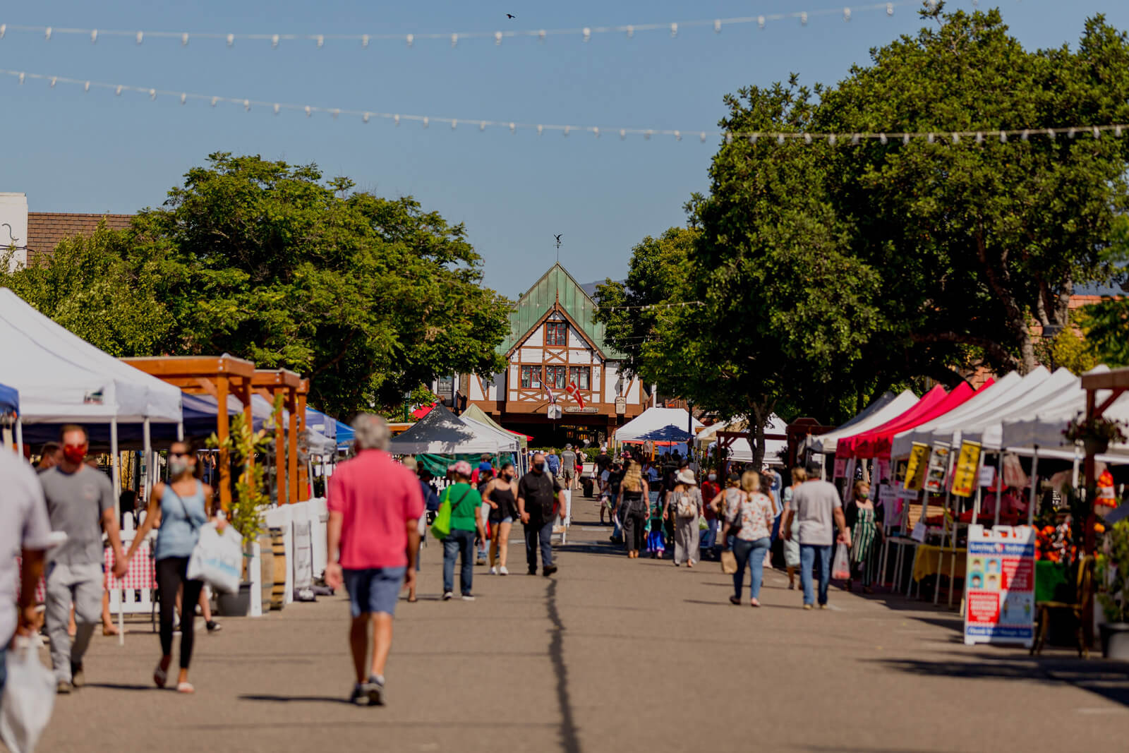 Annual Events Outdoor farmers market in Solvang in July