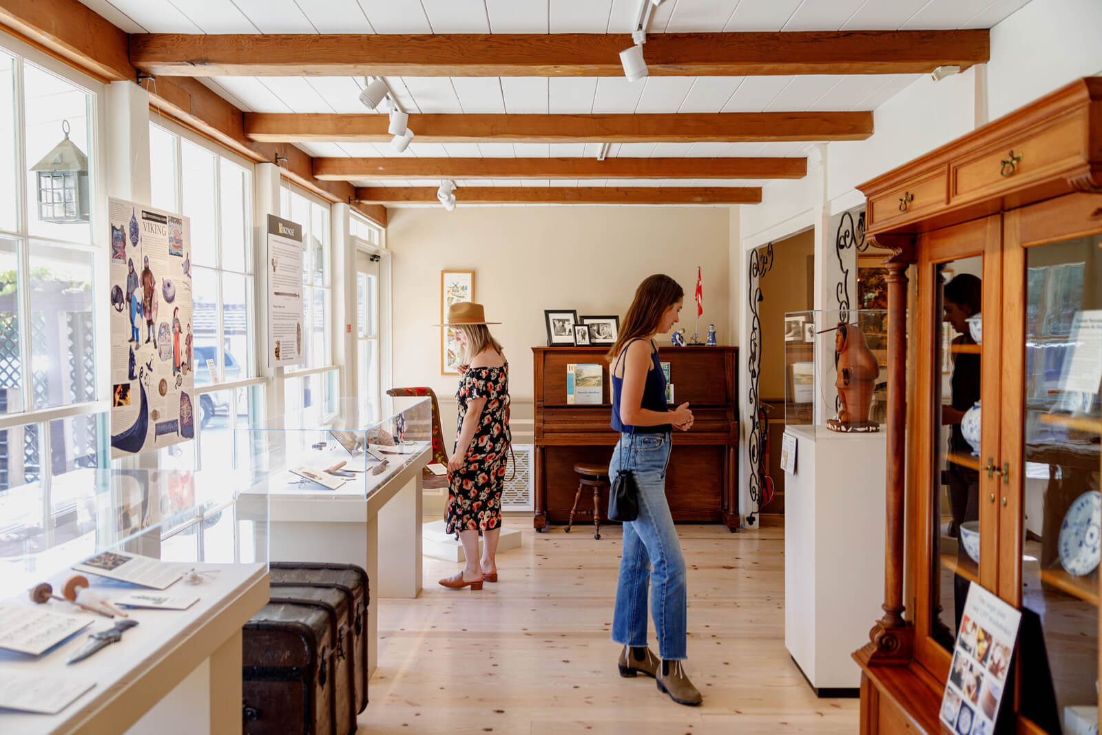 Meetings Museum browsing in Santa Ynez Valley